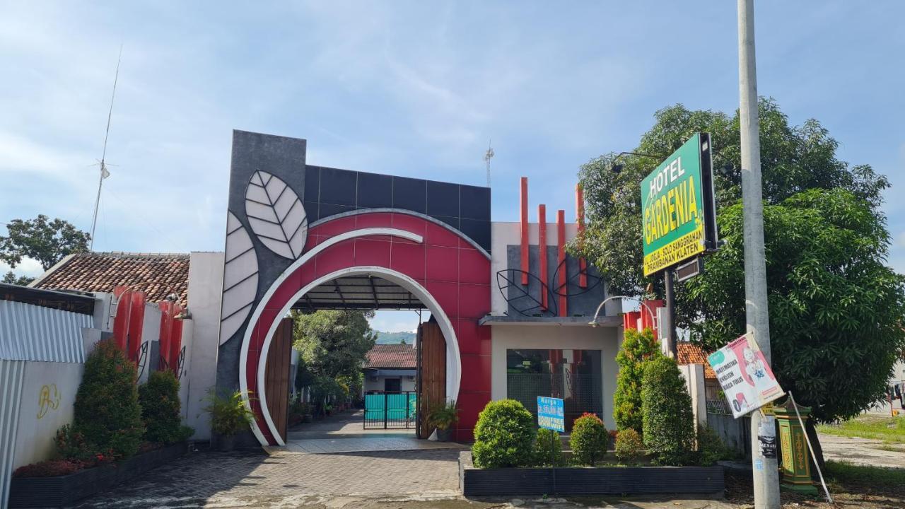 Oyo 90831 Hotel Gardenia Prambanan Jogjacarta Exterior foto